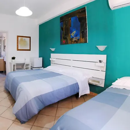 לינה וארוחת בוקר A Casa Di Chiara קאפאצ'יו-פאסטום