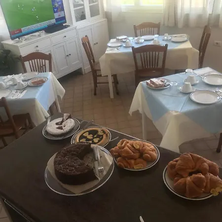 Bed & Breakfast A Casa Di Chiara