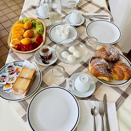 A Casa Di Chiara Bed & Breakfast Capaccio